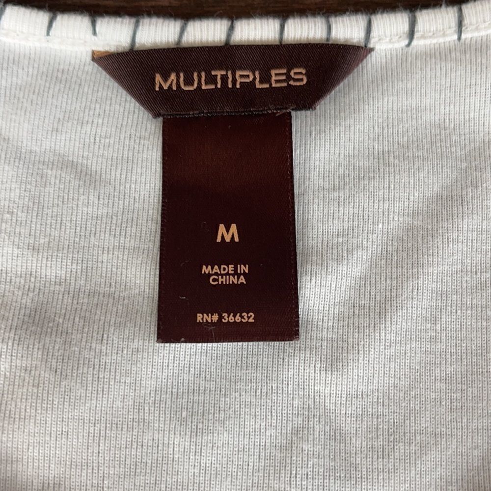 NWT Multiples Women’s Top Size Medium - Picture 6 of 6